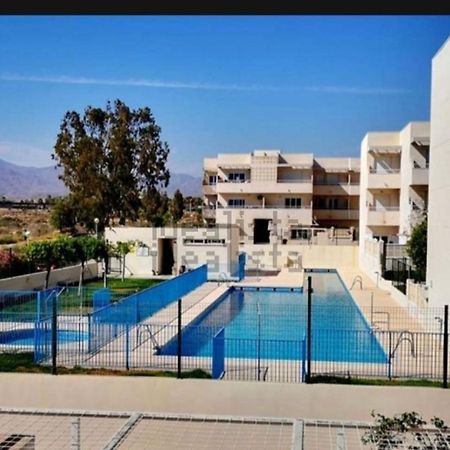 Piso Familiar En El Toyo Apartment Алмерия Екстериор снимка