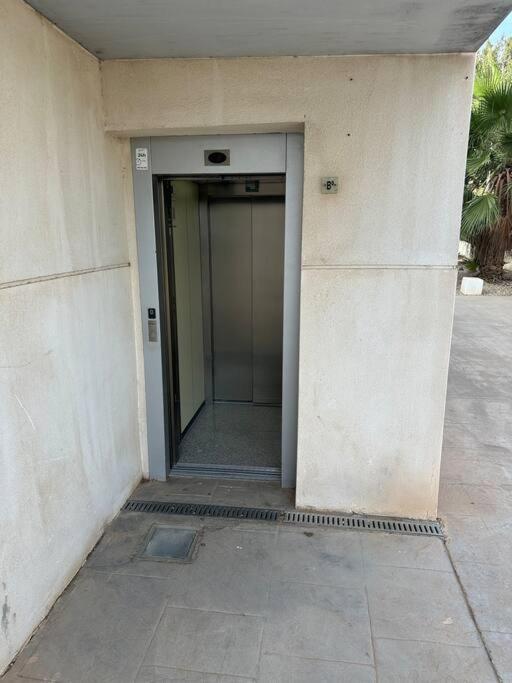 Piso Familiar En El Toyo Apartment Алмерия Екстериор снимка